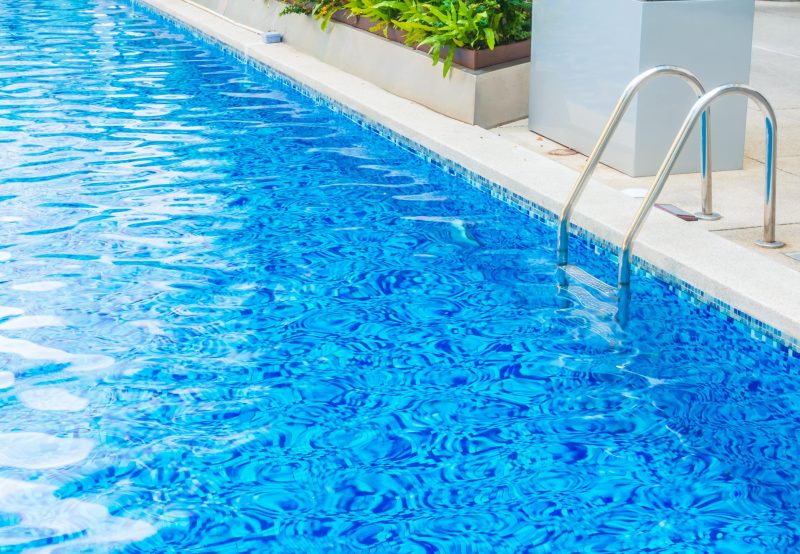 beautiful-luxury-hotel-swimming-pool-resort-min beautiful-luxury-hotel-swimming-pool-resort-min